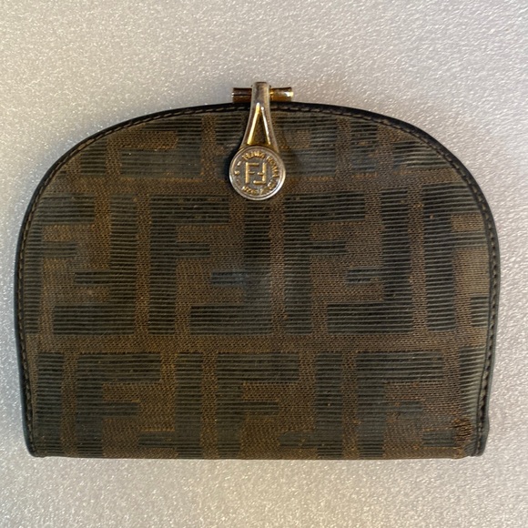 Fendi Wallet - Picture 1 of 12